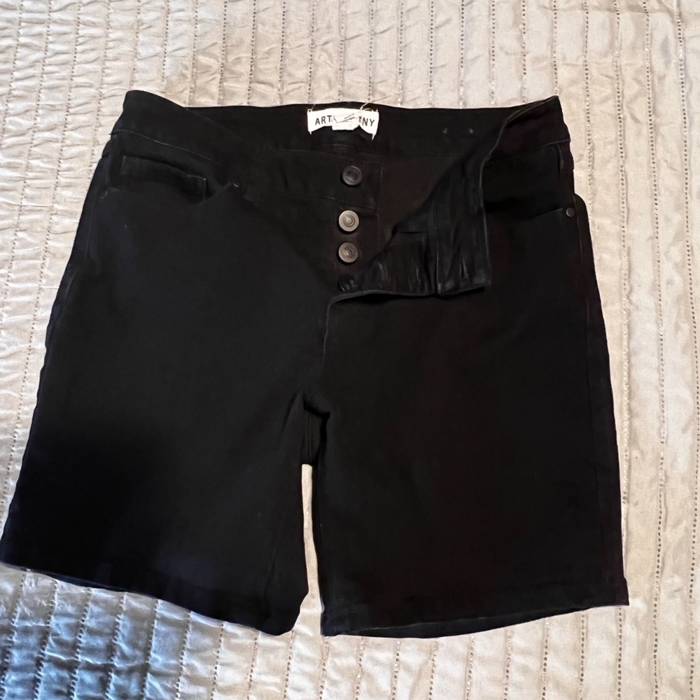 Artisan, button fly, size 4 Jean Shorts
